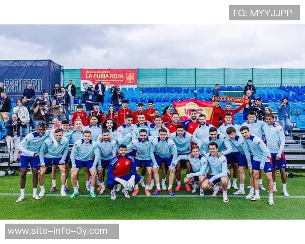 塞翁失马拜仁失去萨内科曼未能引进维尔茨却意外收获迪亚斯与卡尔的成长机会